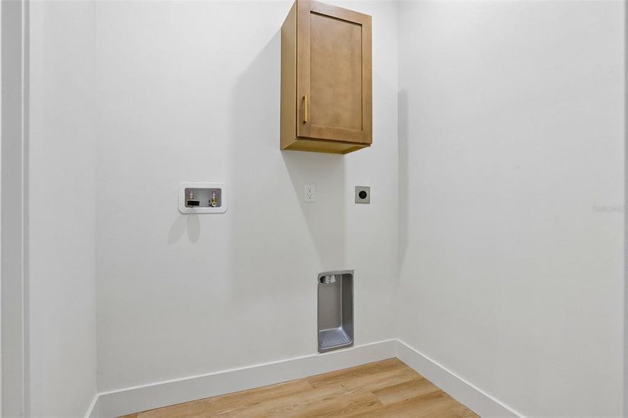 Spacious, unfurnished interior of a new home in , Dunedin (Image 26).