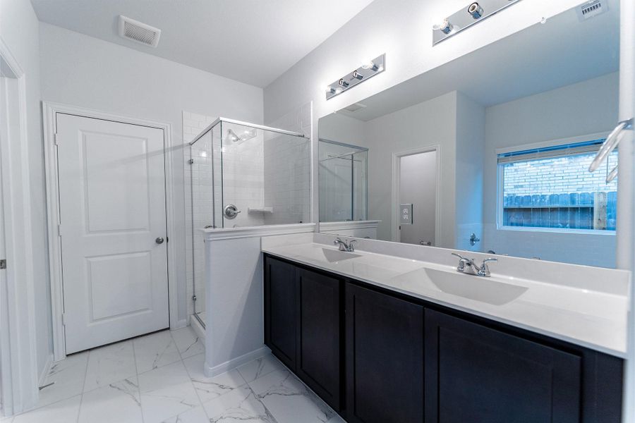 Furnished interior view inside a new home in Pecan Estates, Crosby (Image 9).