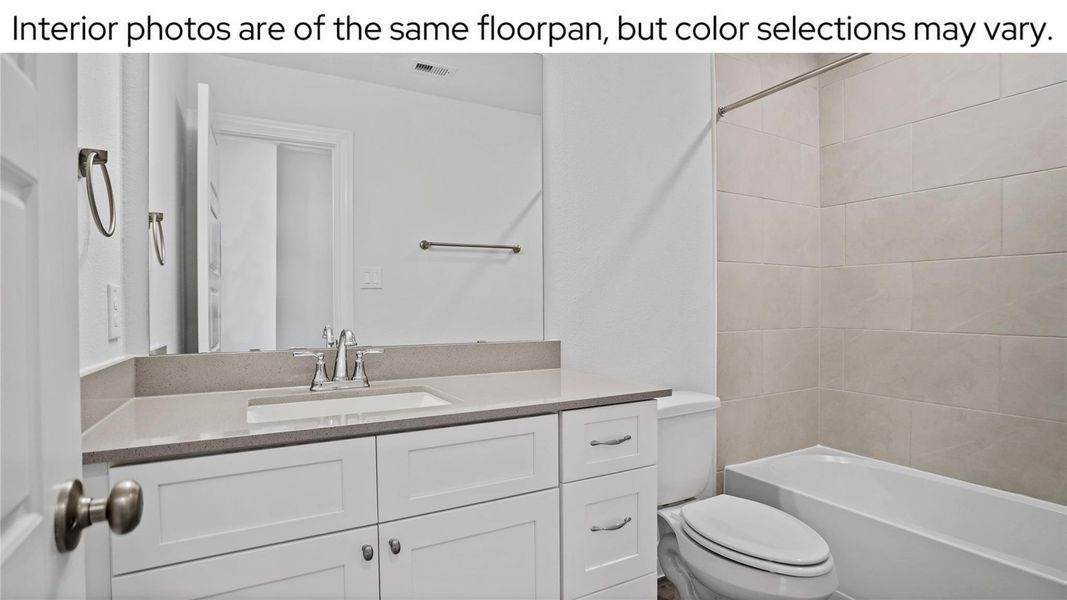 Furnished interior view inside a new home in Grand Oaks Reserve, Cleveland (Image 23). Furnished interior view inside a new home in Grand Oaks Reserve, Cleveland (Image 23).