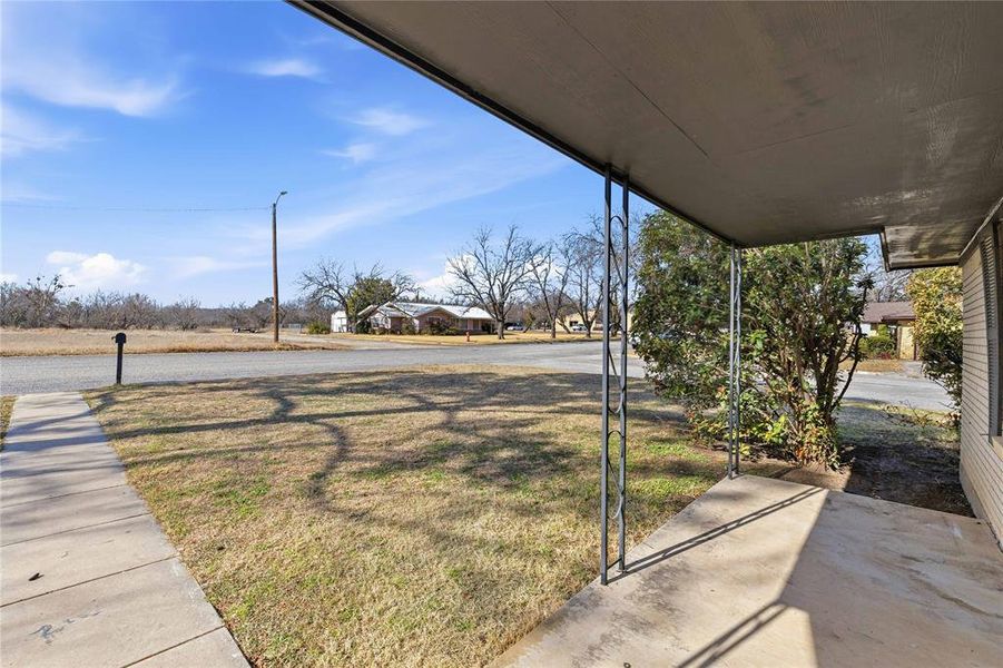 Exterior details and patio area of a home in , Brownwood (Image 4).
