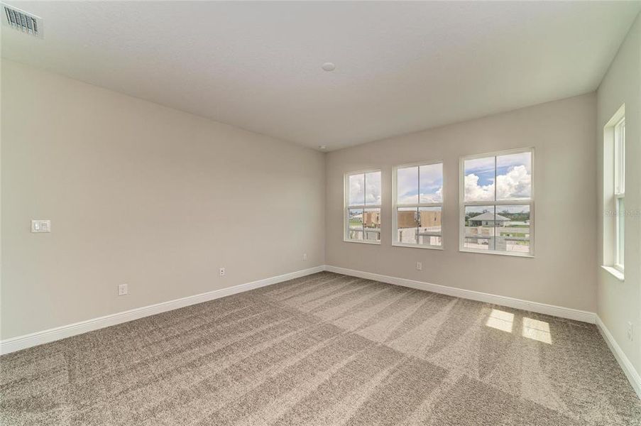 Spacious, unfurnished interior of a new home in North River Ranch, Parrish (Image 22).