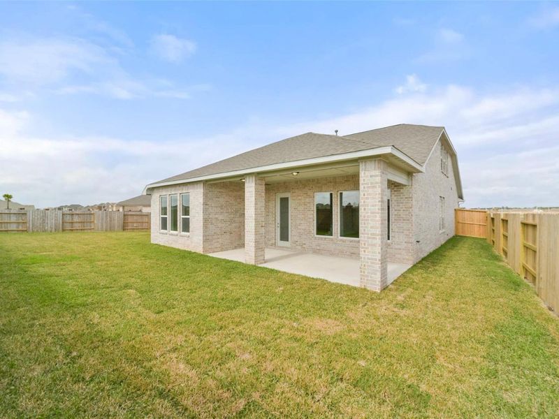Exterior details and patio area of a home in Lago Mar, Texas City (Image 25). Exterior details and patio area of a home in Lago Mar, Texas City (Image 25).