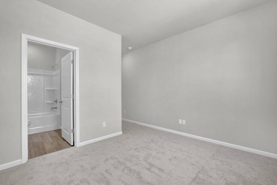 Spacious, unfurnished interior of a new home in Grand Park, Leland (Image 26).