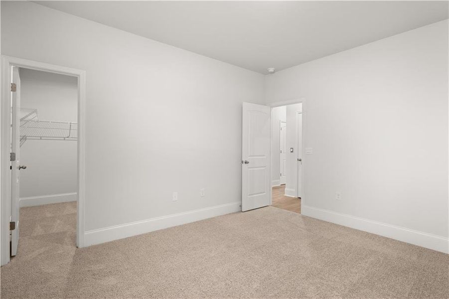 Spacious, unfurnished interior of a new home in Holland Estates, Powder Springs (Image 30). Spacious, unfurnished interior of a new home in Holland Estates, Powder Springs (Image 30).