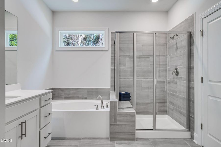 SUN_MicaRidge_Pic_Nelson_1_Owners_Closet