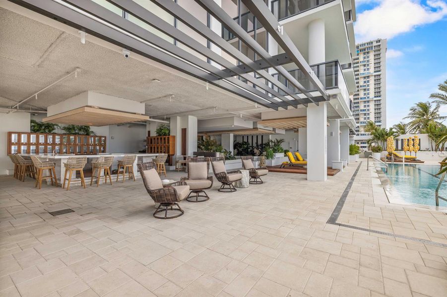 Beachside Amenities Beachside Amenities