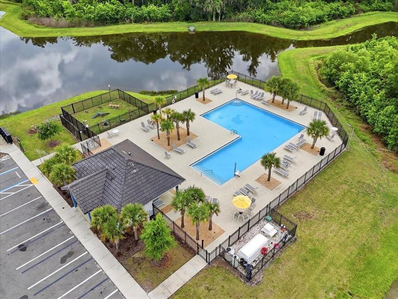 Community amenities in , Lakeland (Image 42).