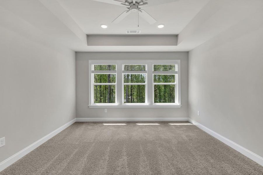 Spacious, unfurnished interior of a new home in , Lawrenceville (Image 24).