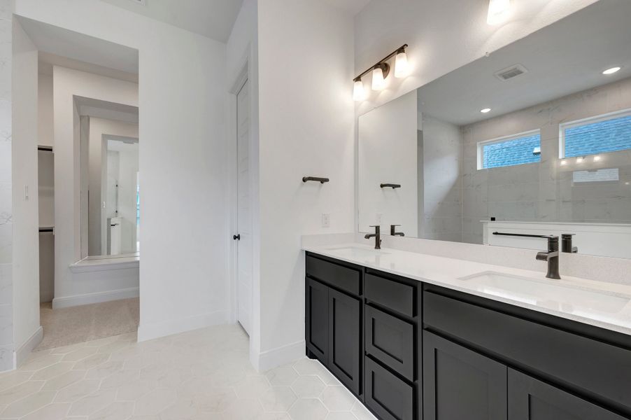 Owner's Bath Owner's Bath