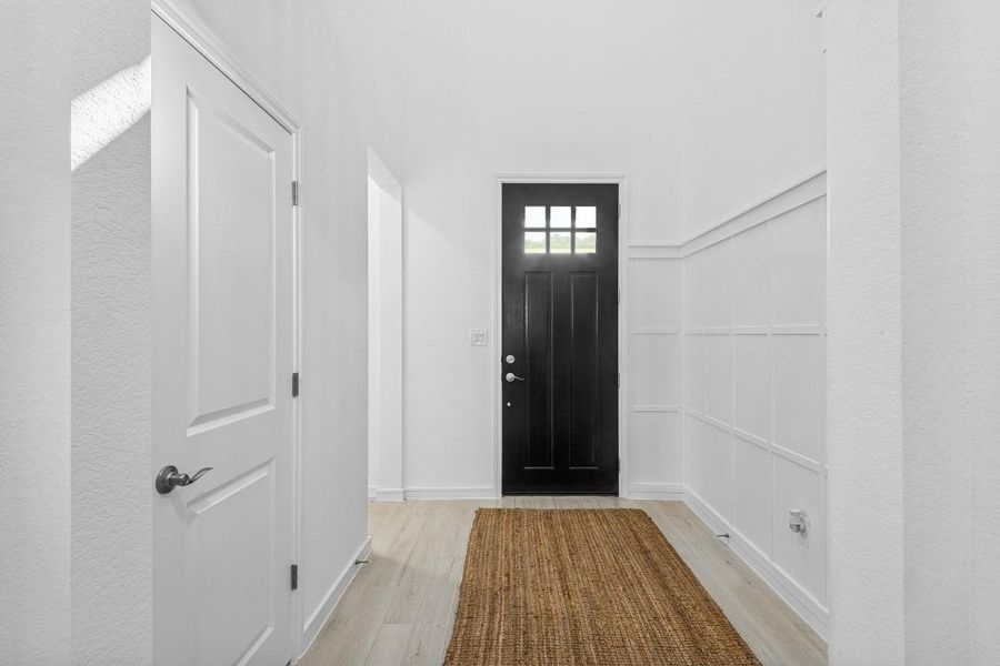 Spacious, unfurnished interior of a new home in Westwood, League City (Image 21). Spacious, unfurnished interior of a new home in Westwood, League City (Image 21).