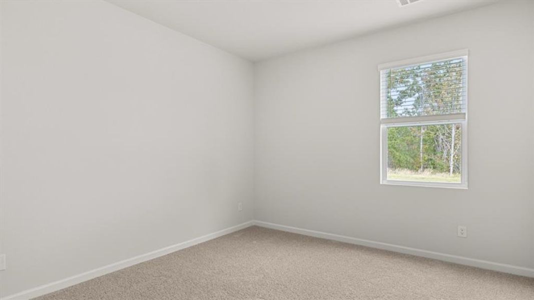 Spacious, unfurnished interior of a new home in Lost Creek, Dallas (Image 29).