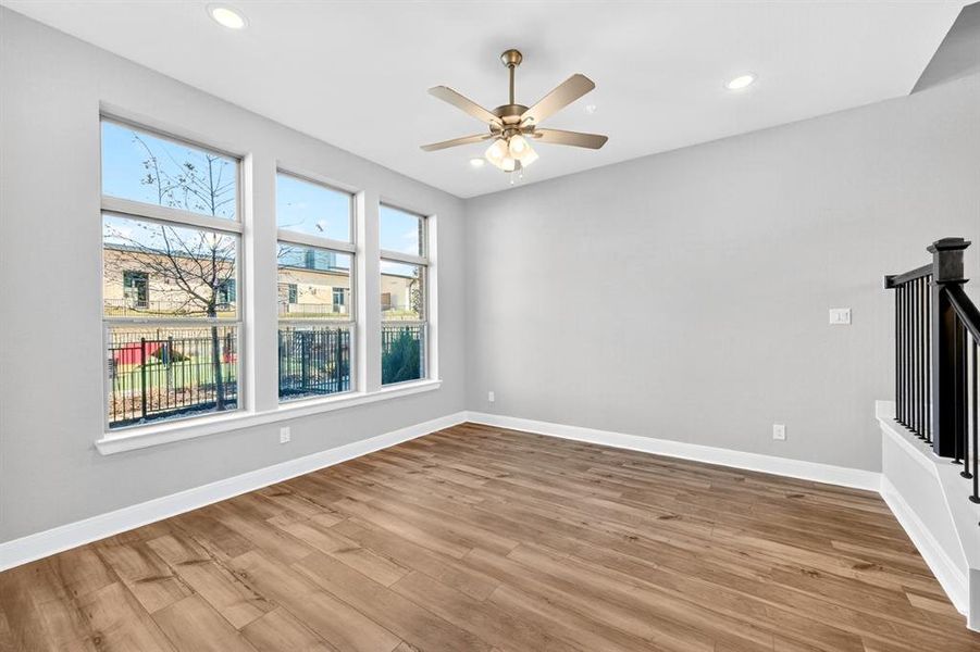 Spacious, unfurnished interior of a new home in Hillside at Las Colinas, Irving (Image 33).