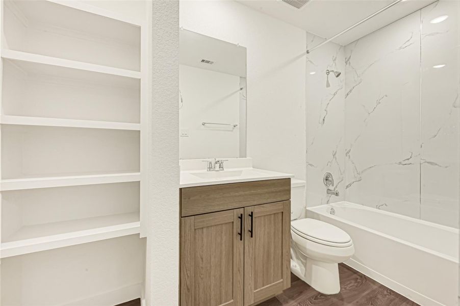 Furnished interior view inside a new home in Emberly, Beasley (Image 11).