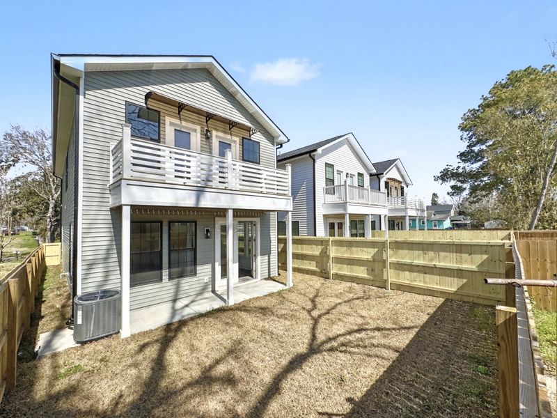 Exterior details and patio area of a home in , North Charleston (Image 19).