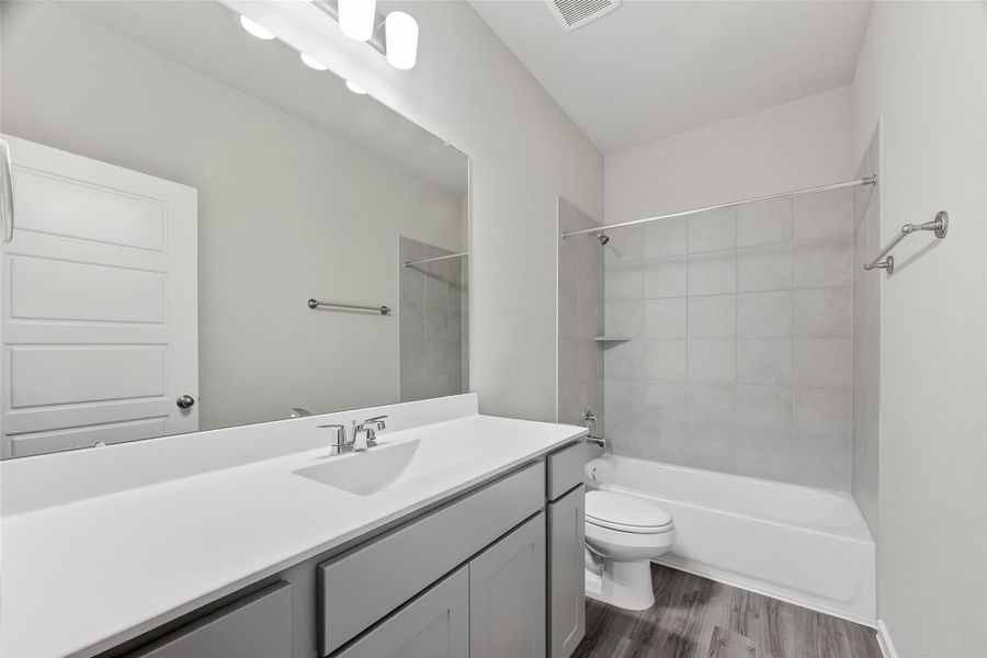 Furnished interior view inside a new home in Rollingbrook Estates, Baytown (Image 12).