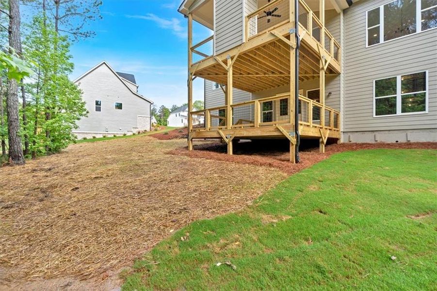 Exterior details and patio area of a home in , Rome (Image 27).
