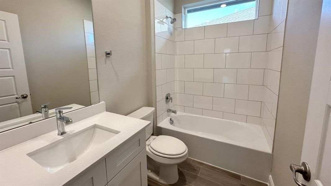 Furnished interior view inside a new home in Rock Creek Ranch, Fort Worth (Image 9).