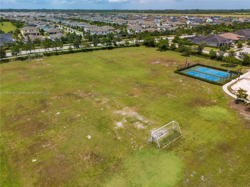 Image 37 of a home in .