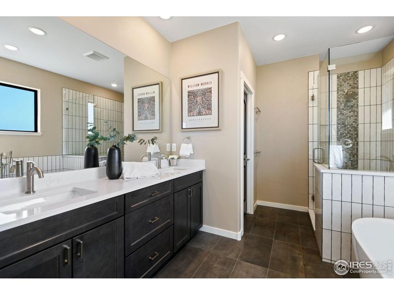Furnished interior view inside a new home in Harvest Ridge, Berthoud (Image 9).