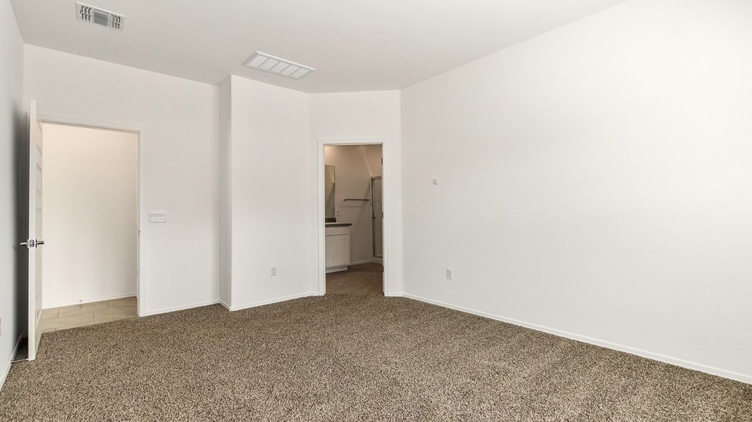 Representative unfurnished interior of a home built from the Dalton by D.R. Horton in The Oasis at Rocking K, Vail (Image 22).