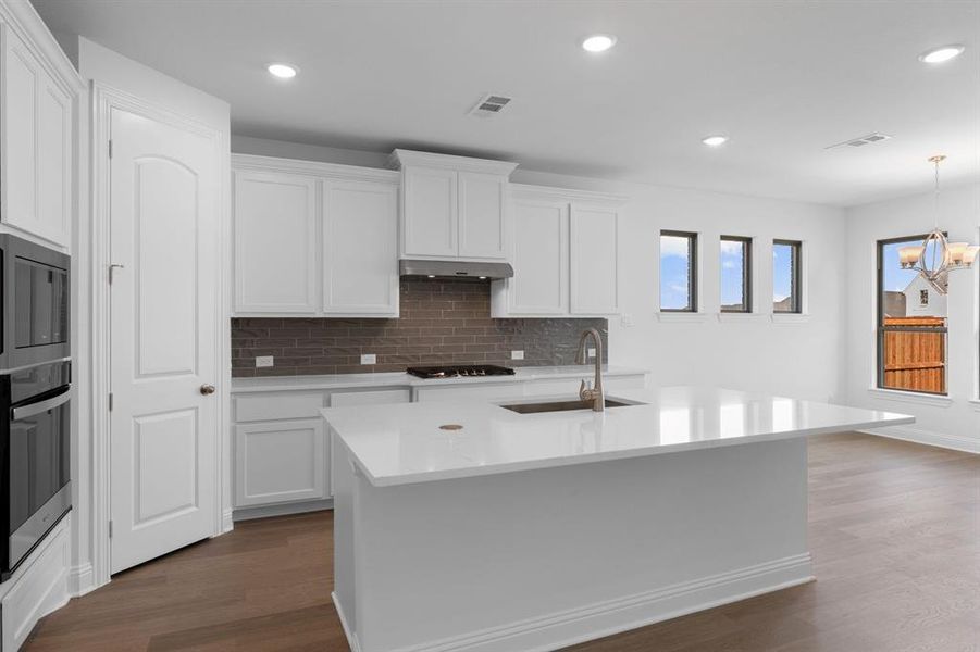 DAL_Hillside Village_ Mineola_608 Limerick Lane (11)