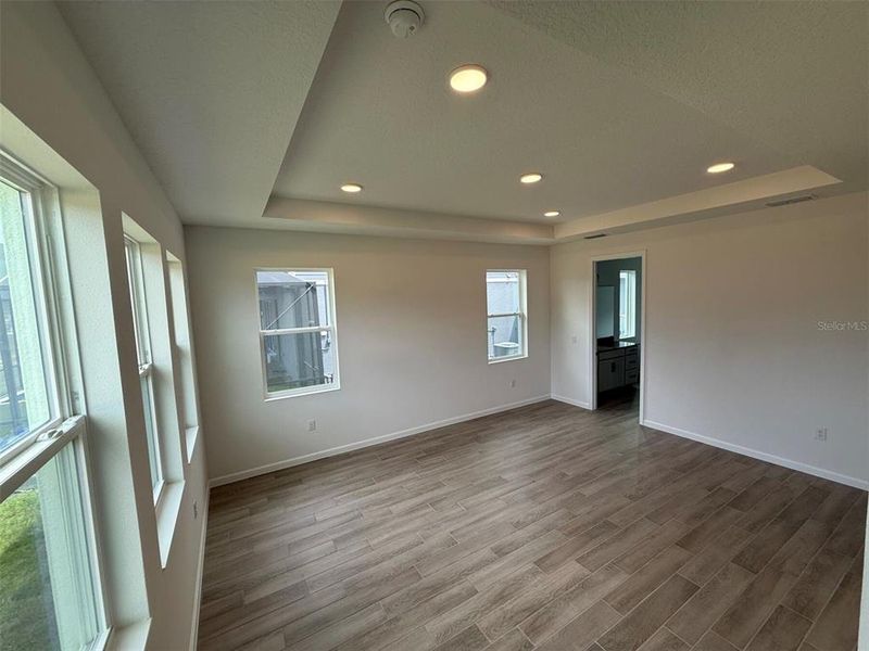 Spacious, unfurnished interior of a new home in Emerson Pointe, Apopka (Image 53).