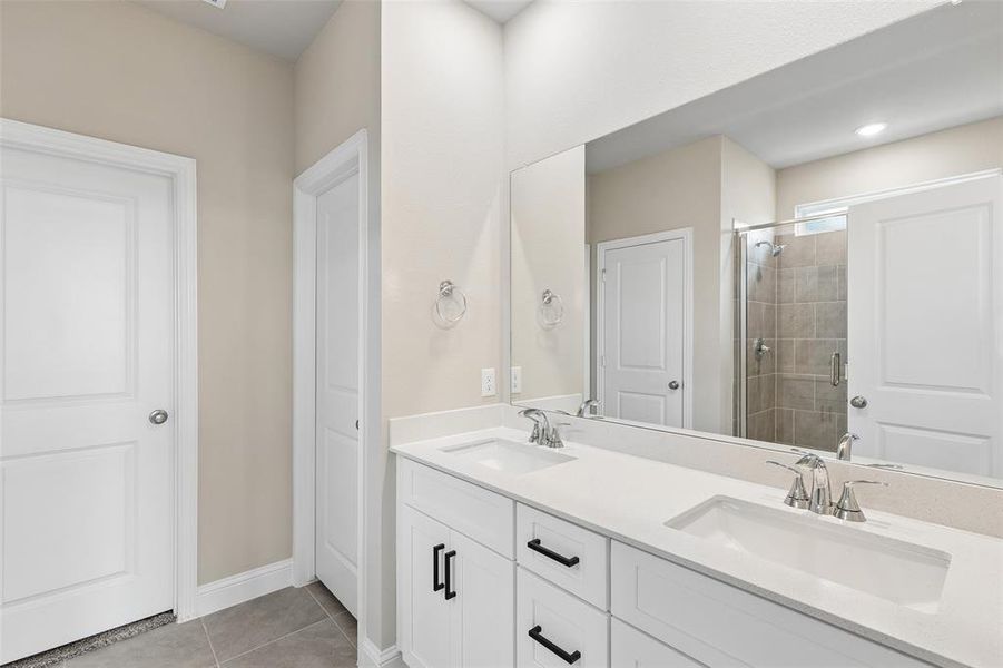 Furnished interior view inside a new home in Venetian, Weston (Image 6).