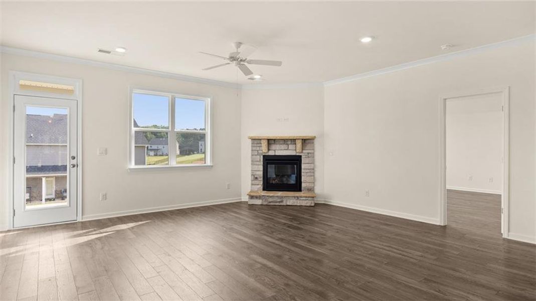 Spacious, unfurnished interior of a new home in Heritage Pointe, Senoia (Image 18). Spacious, unfurnished interior of a new home in Heritage Pointe, Senoia (Image 18).