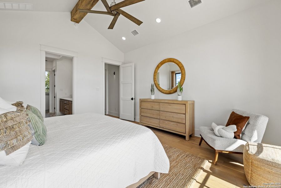 Furnished interior view inside a new home in , Fredericksburg (Image 29). Furnished interior view inside a new home in , Fredericksburg (Image 29).