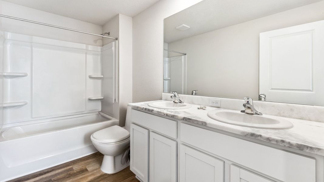 Furnished interior view inside a new home in Legacy Preserve, Parrish (Image 12). Furnished interior view inside a new home in Legacy Preserve, Parrish (Image 12).
