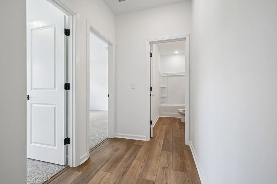 Representative images and renderings are for illustrative purposes. Actual structural options and design finishes of home may vary. Representative images and renderings are for illustrative purposes. Actual structural options and design finishes of home may vary.