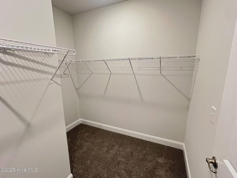 Spacious, unfurnished interior of a new home in Cool Water, Bailey (Image 31).