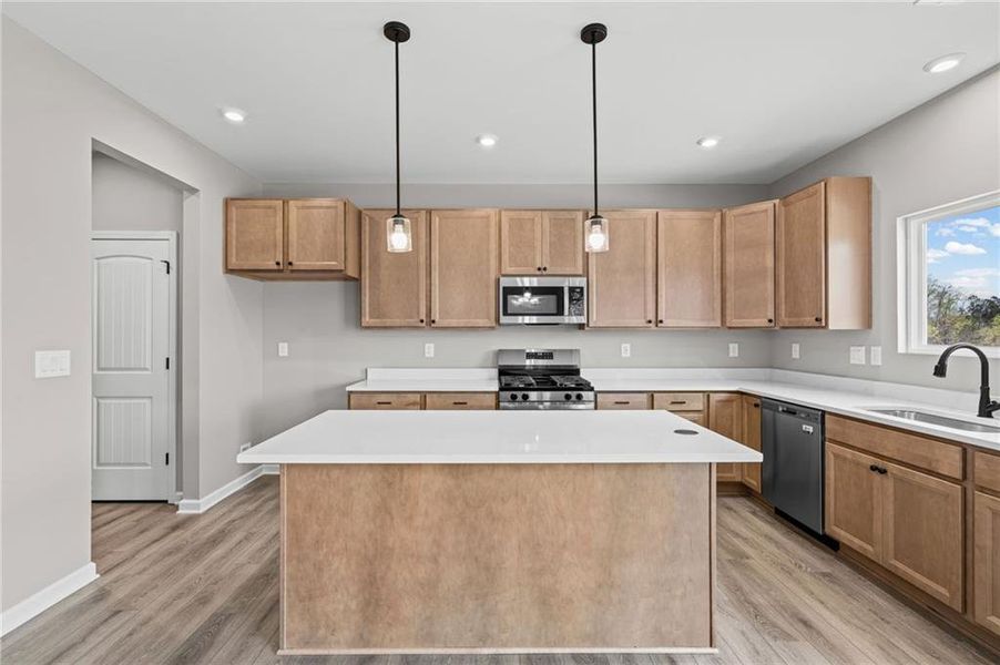 Furnished interior view inside a new home in Twin Lakes, Hoschton (Image 15).