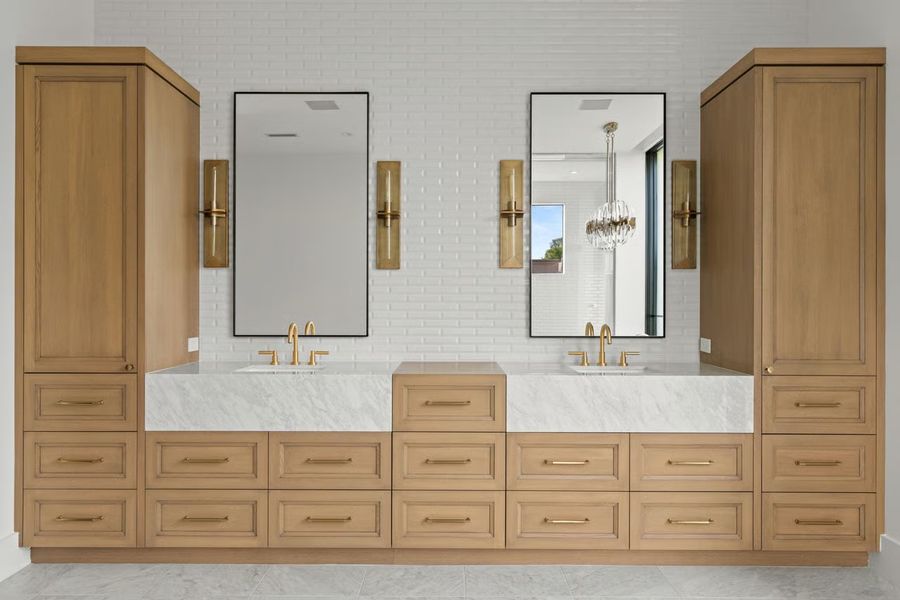 Representative furnished interior of a home built from the Hummingbird by BedBrock Developers in Bird Street Estates, Paradise Valley (Image 68). Representative furnished interior of a home built from the Hummingbird by BedBrock Developers in Bird Street Estates, Paradise Valley (Image 68).