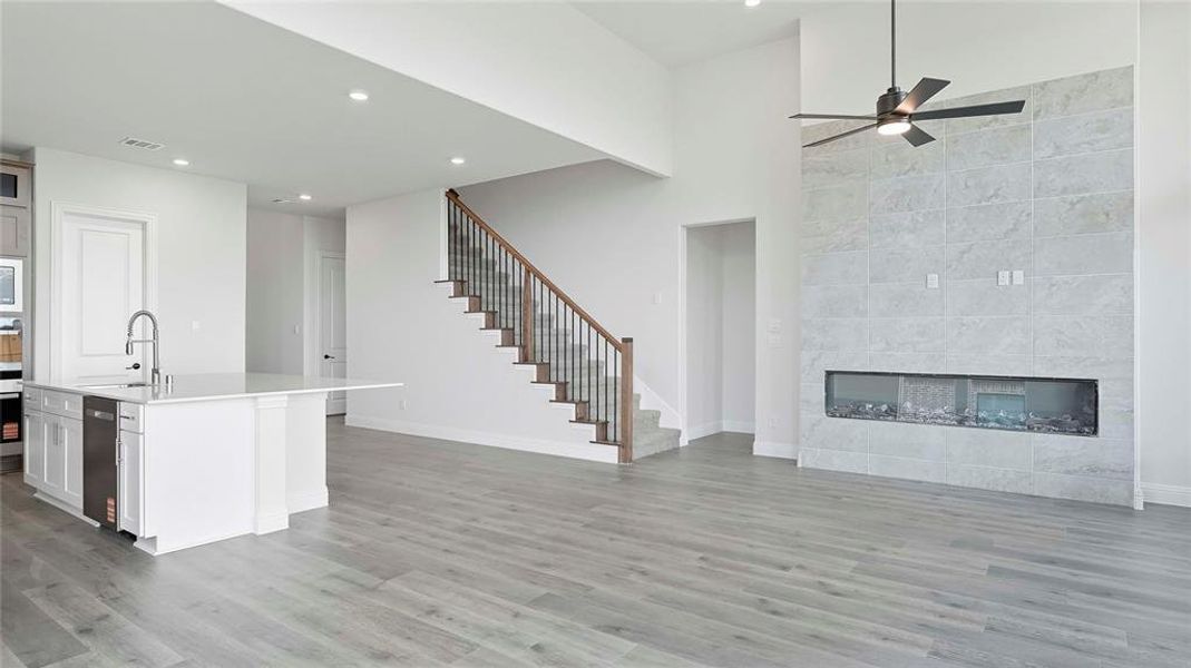 Spacious, unfurnished interior of a new home in Clearview Ranch, Royse City (Image 31).