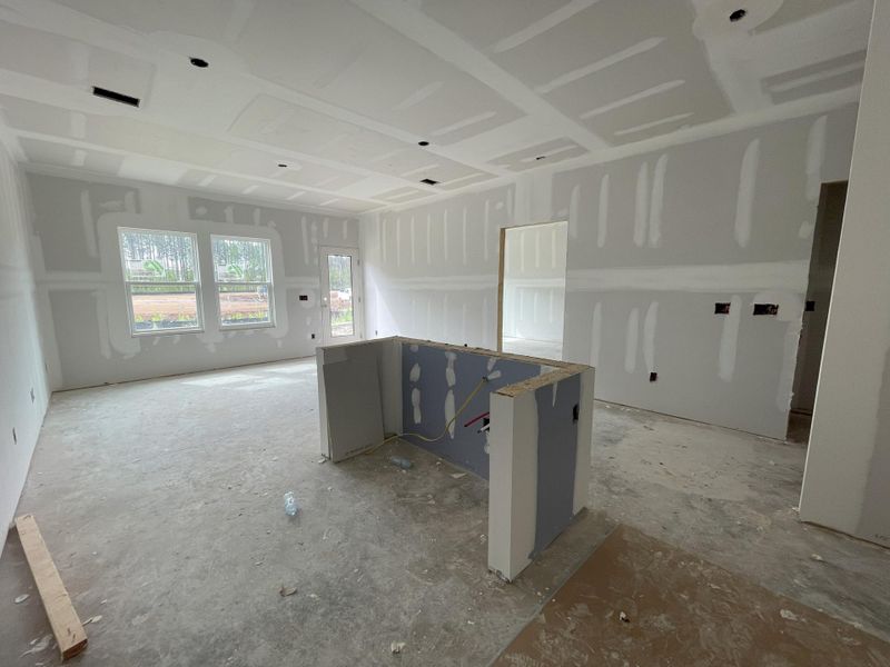 Spacious, unfurnished interior of a new home in Hammock Walk at Nexton, Summerville (Image 12).