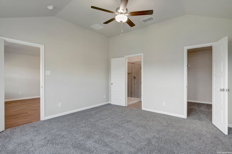 Spacious, unfurnished interior of a new home in Park Place, New Braunfels (Image 26). Spacious, unfurnished interior of a new home in Park Place, New Braunfels (Image 26).