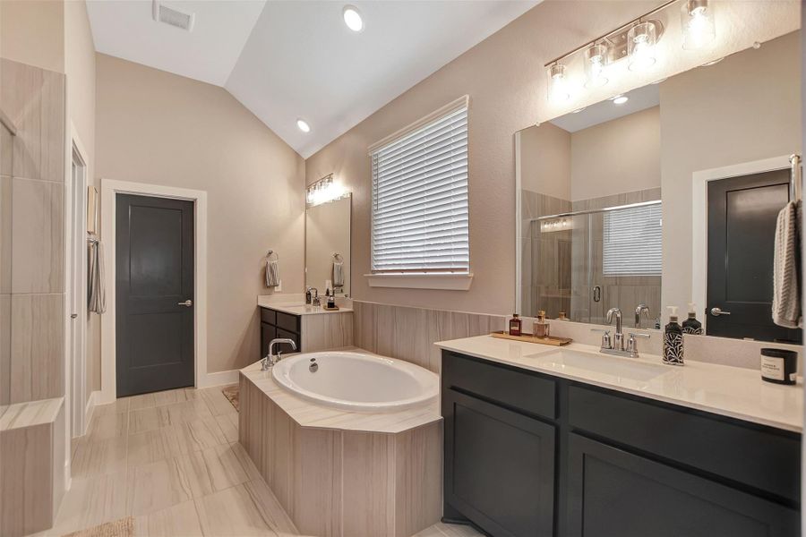 Furnished interior view inside a new home in Lone Star Landing, Montgomery (Image 35).