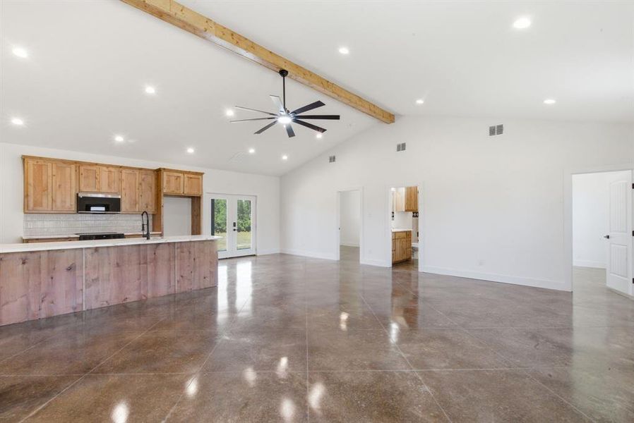 Spacious, unfurnished interior of a new home in , Whitt (Image 16).