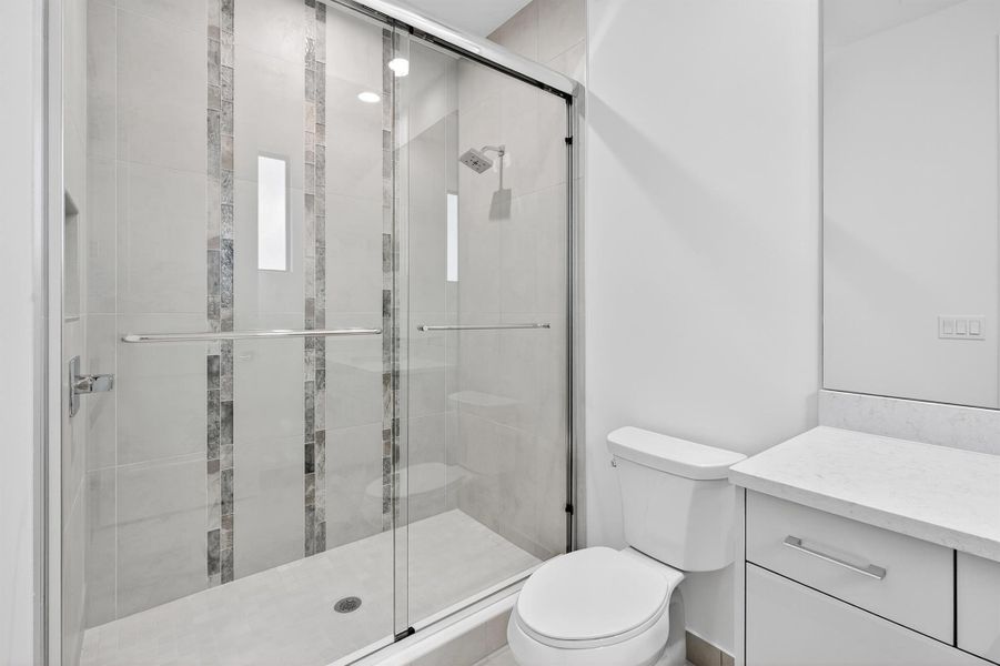 Furnished interior view inside a new home in , Palm Beach Gardens (Image 50).