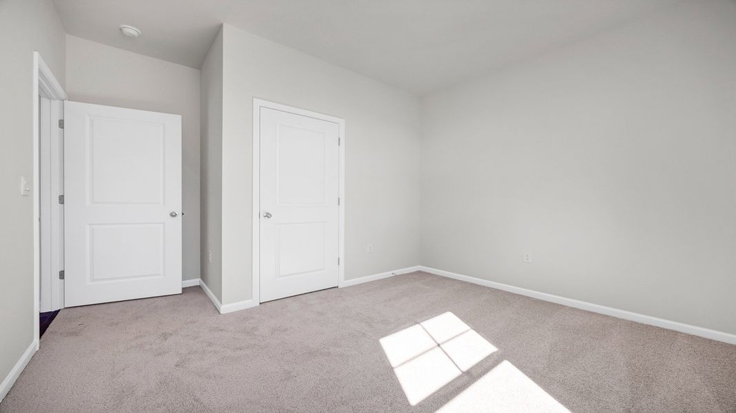 Spacious, unfurnished interior of a new home in Leatherstone, Blythewood (Image 24).