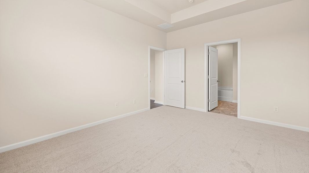 Spacious, unfurnished interior of a new home in Highland Hills, Graniteville (Image 11).