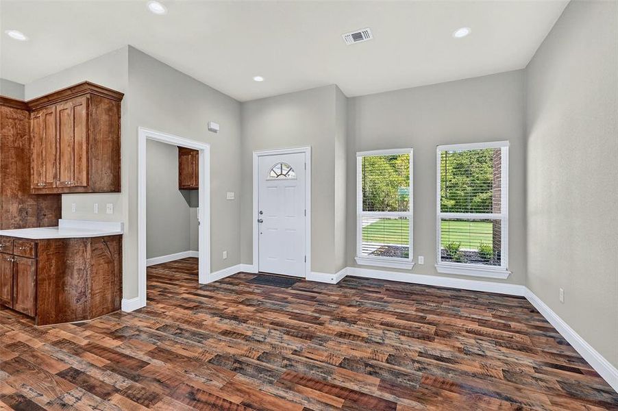 Spacious, unfurnished interior of a new home in , Ector (Image 17). Spacious, unfurnished interior of a new home in , Ector (Image 17).