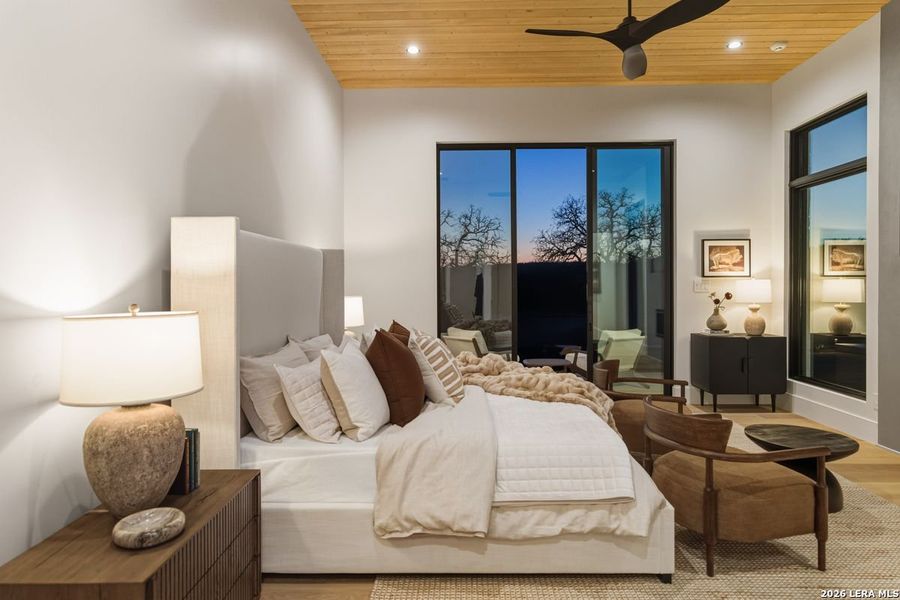 Furnished interior view inside a new home in , Fredericksburg (Image 47). Furnished interior view inside a new home in , Fredericksburg (Image 47).