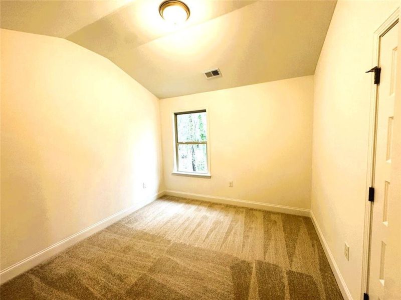 Spacious, unfurnished interior of a new home in Paces Estates, Lithia Springs (Image 17).