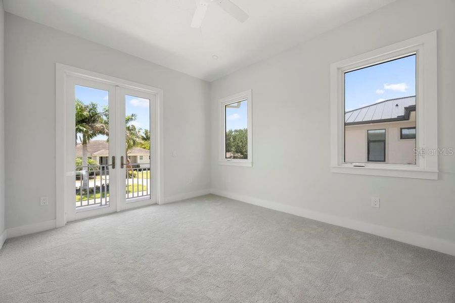 Spacious, unfurnished interior of a new home in , Sarasota (Image 23). Spacious, unfurnished interior of a new home in , Sarasota (Image 23).