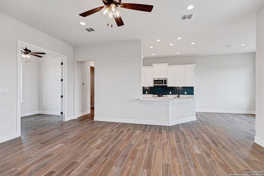 Image 43 of a home in . Image 43 of a home in .