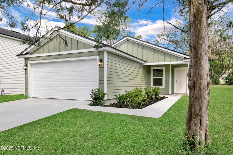 Exterior details and patio area of a home in , Palatka (Image 2). Exterior details and patio area of a home in , Palatka (Image 2).