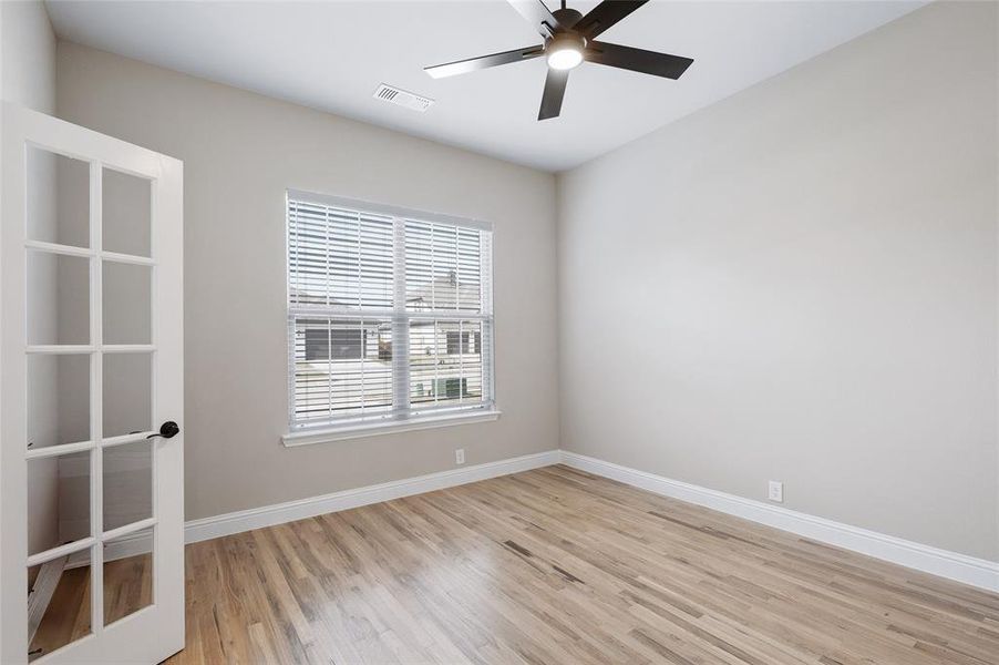 Spacious, unfurnished interior of a new home in Estates at Baker Park, Sherman (Image 21).