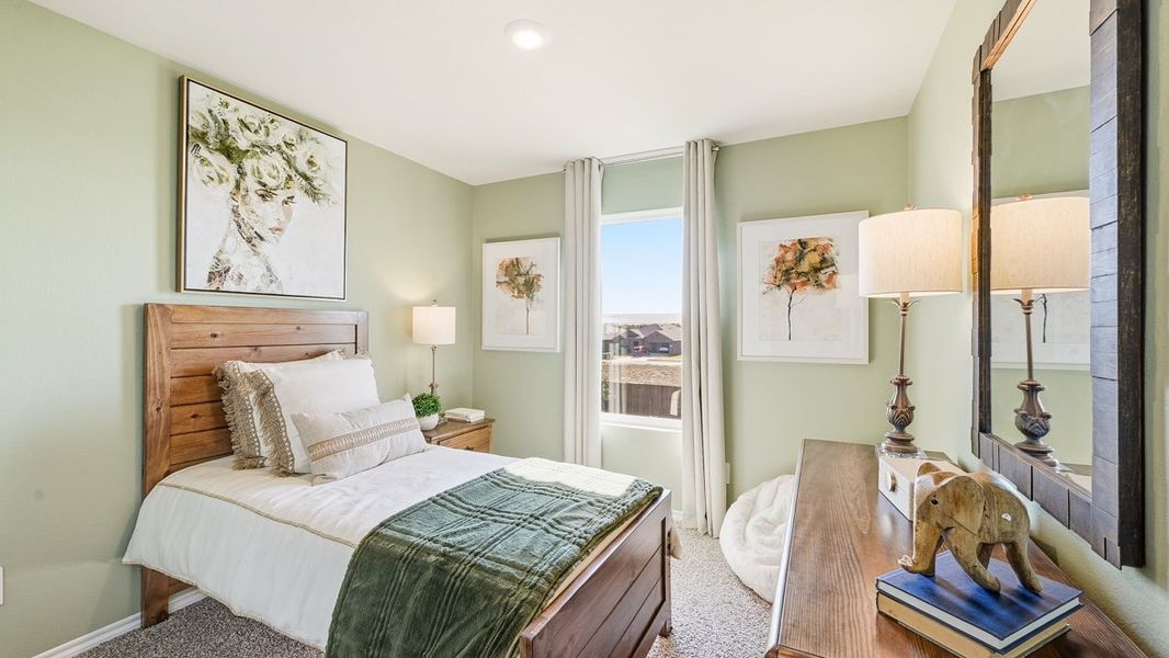 Representative furnished interior of a home built from the FRANKLIN by D.R. Horton in Hickory Grove, Krum (Image 29). Representative furnished interior of a home built from the FRANKLIN by D.R. Horton in Hickory Grove, Krum (Image 29).